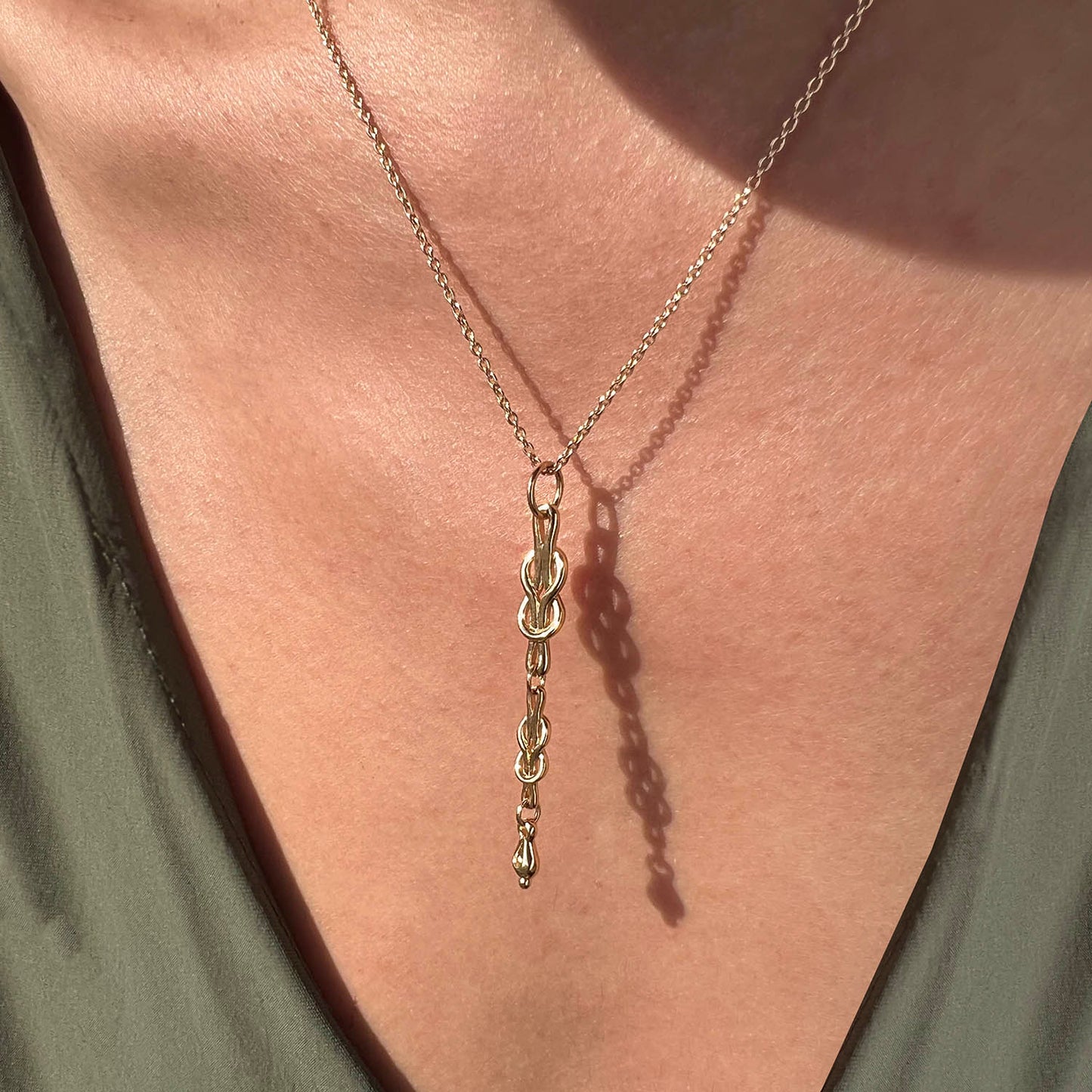Hecate Lavalier Necklace Gold